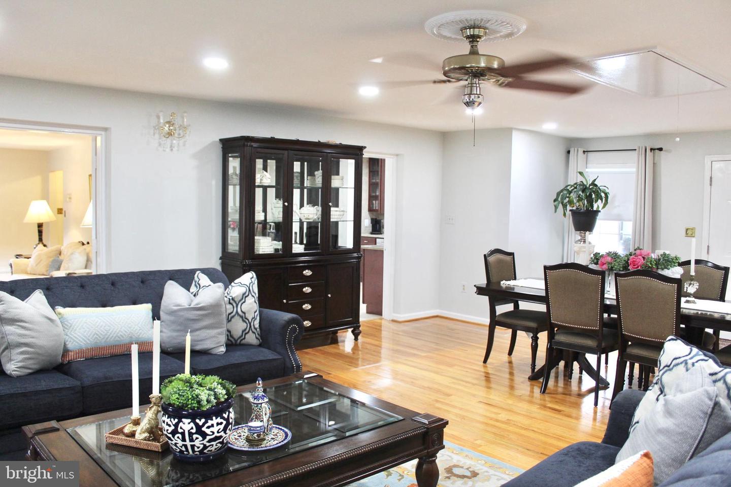6314 WASHINGTON BLVD, ARLINGTON, Virginia 22205, 4 Bedrooms Bedrooms, ,3 BathroomsBathrooms,Residential,For sale,6314 WASHINGTON BLVD,VAAR2062136 MLS # VAAR2062136