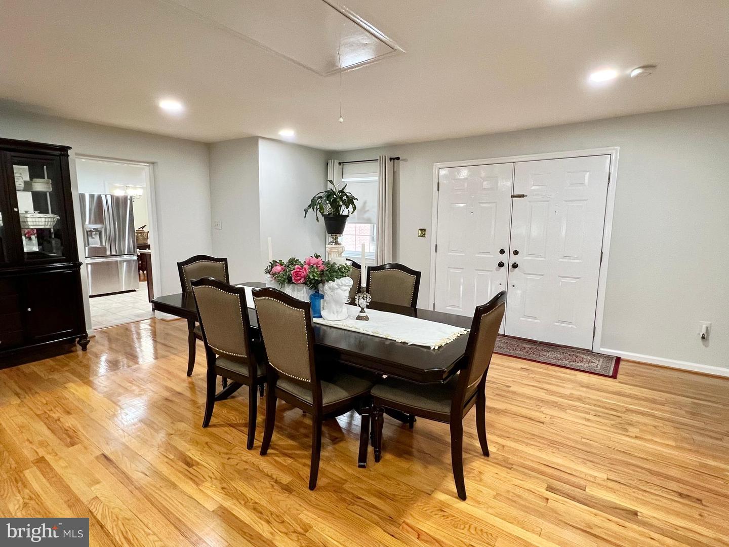 6314 WASHINGTON BLVD, ARLINGTON, Virginia 22205, 4 Bedrooms Bedrooms, ,3 BathroomsBathrooms,Residential,For sale,6314 WASHINGTON BLVD,VAAR2062136 MLS # VAAR2062136