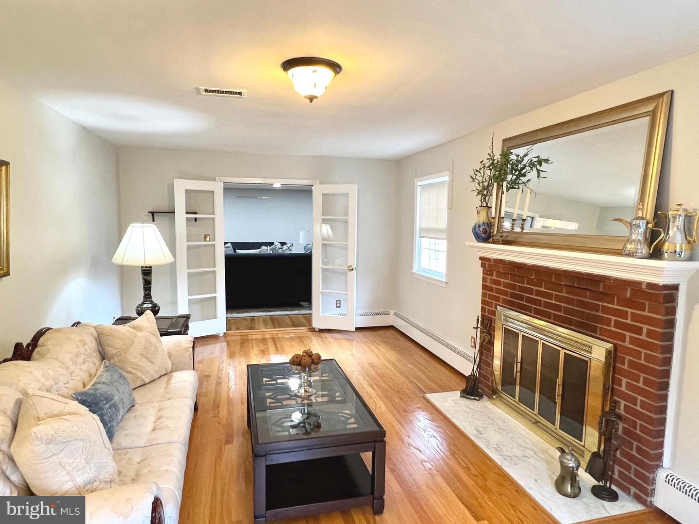 6314 WASHINGTON BLVD, ARLINGTON, Virginia 22205, 4 Bedrooms Bedrooms, ,3 BathroomsBathrooms,Residential,For sale,6314 WASHINGTON BLVD,VAAR2062136 MLS # VAAR2062136