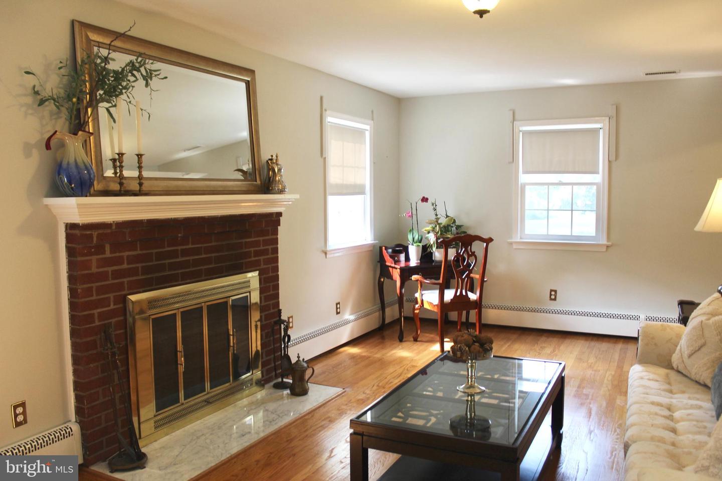 6314 WASHINGTON BLVD, ARLINGTON, Virginia 22205, 4 Bedrooms Bedrooms, ,3 BathroomsBathrooms,Residential,For sale,6314 WASHINGTON BLVD,VAAR2062136 MLS # VAAR2062136