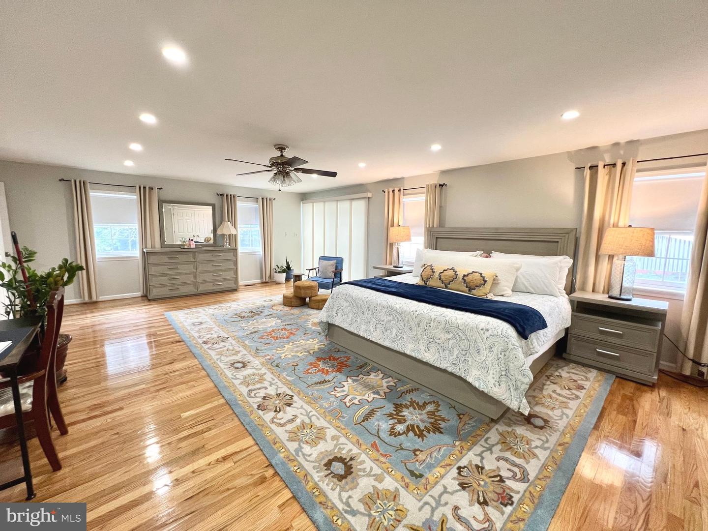 6314 WASHINGTON BLVD, ARLINGTON, Virginia 22205, 4 Bedrooms Bedrooms, ,3 BathroomsBathrooms,Residential,For sale,6314 WASHINGTON BLVD,VAAR2062136 MLS # VAAR2062136