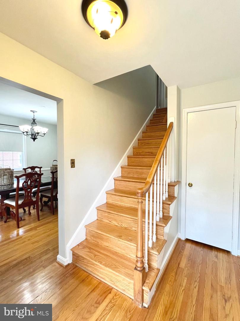 6314 WASHINGTON BLVD, ARLINGTON, Virginia 22205, 4 Bedrooms Bedrooms, ,3 BathroomsBathrooms,Residential,For sale,6314 WASHINGTON BLVD,VAAR2062136 MLS # VAAR2062136