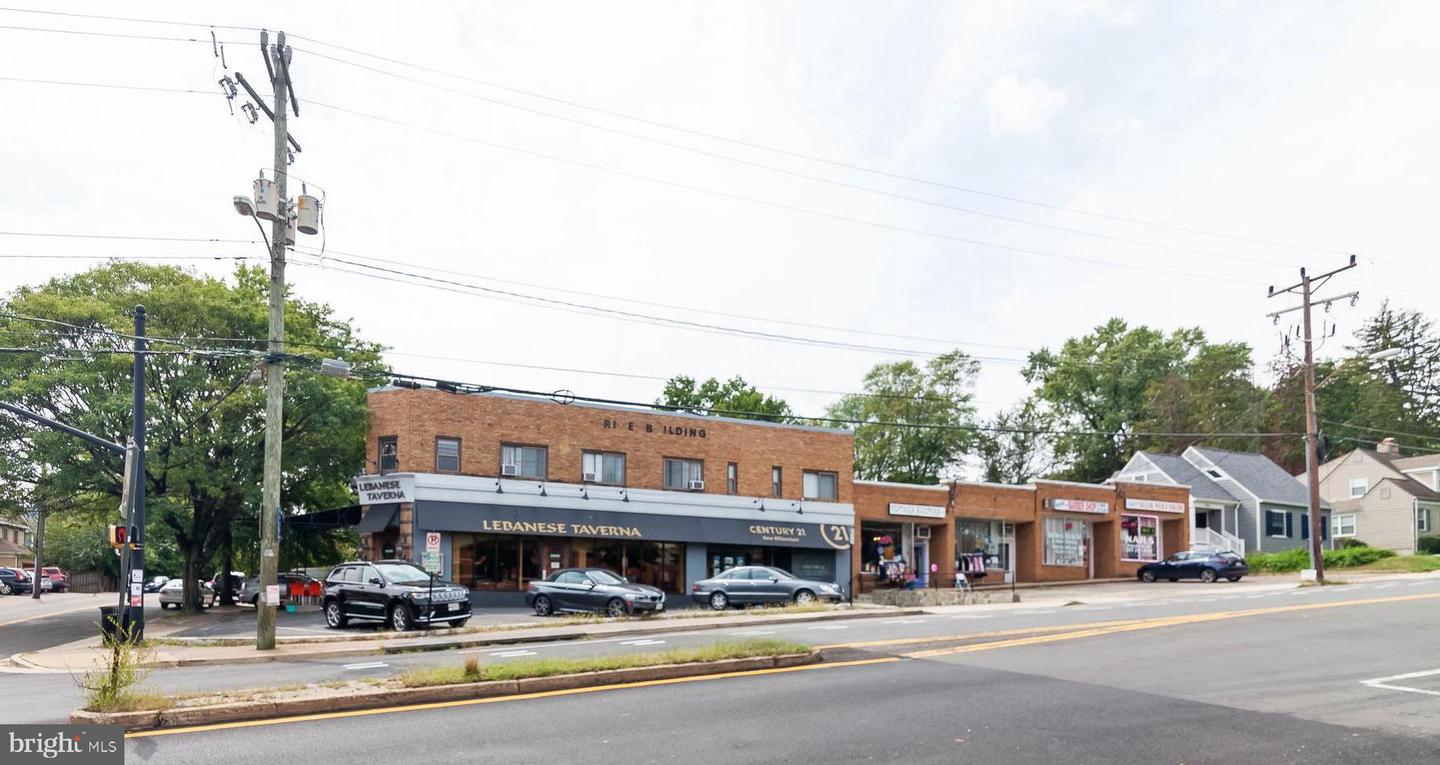 6314 WASHINGTON BLVD, ARLINGTON, Virginia 22205, 4 Bedrooms Bedrooms, ,3 BathroomsBathrooms,Residential,For sale,6314 WASHINGTON BLVD,VAAR2062136 MLS # VAAR2062136