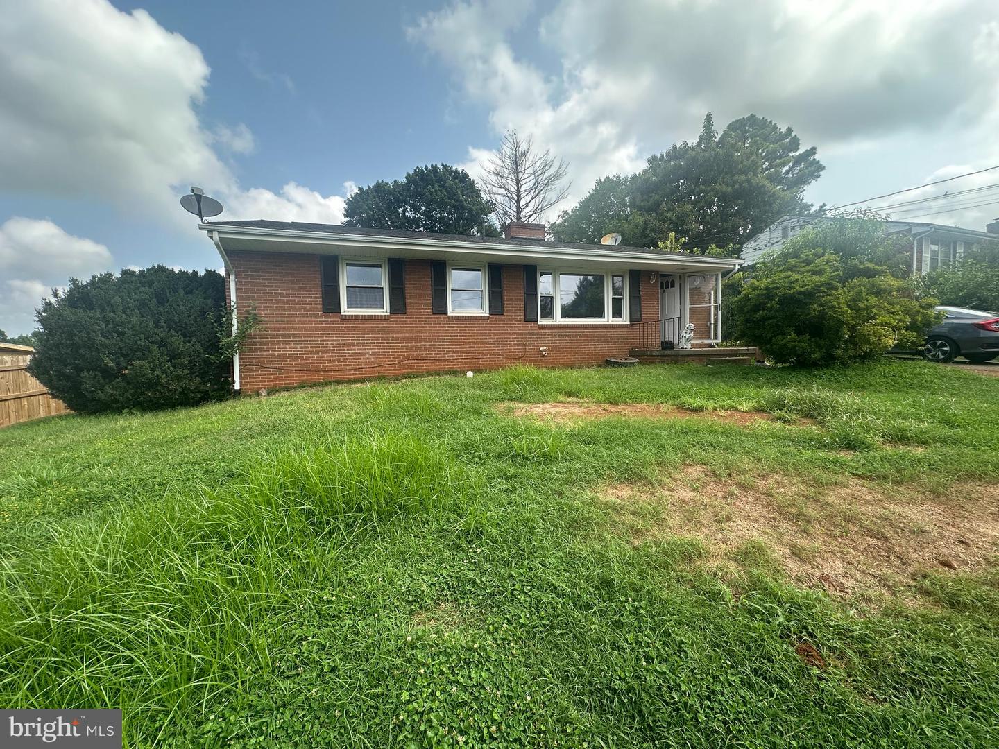 426 AZALEA ST, CULPEPER, Virginia 22701, 4 Bedrooms Bedrooms, 2 Rooms Rooms,2 BathroomsBathrooms,Residential,For sale,426 AZALEA ST,VACU2011250 MLS # VACU2011250