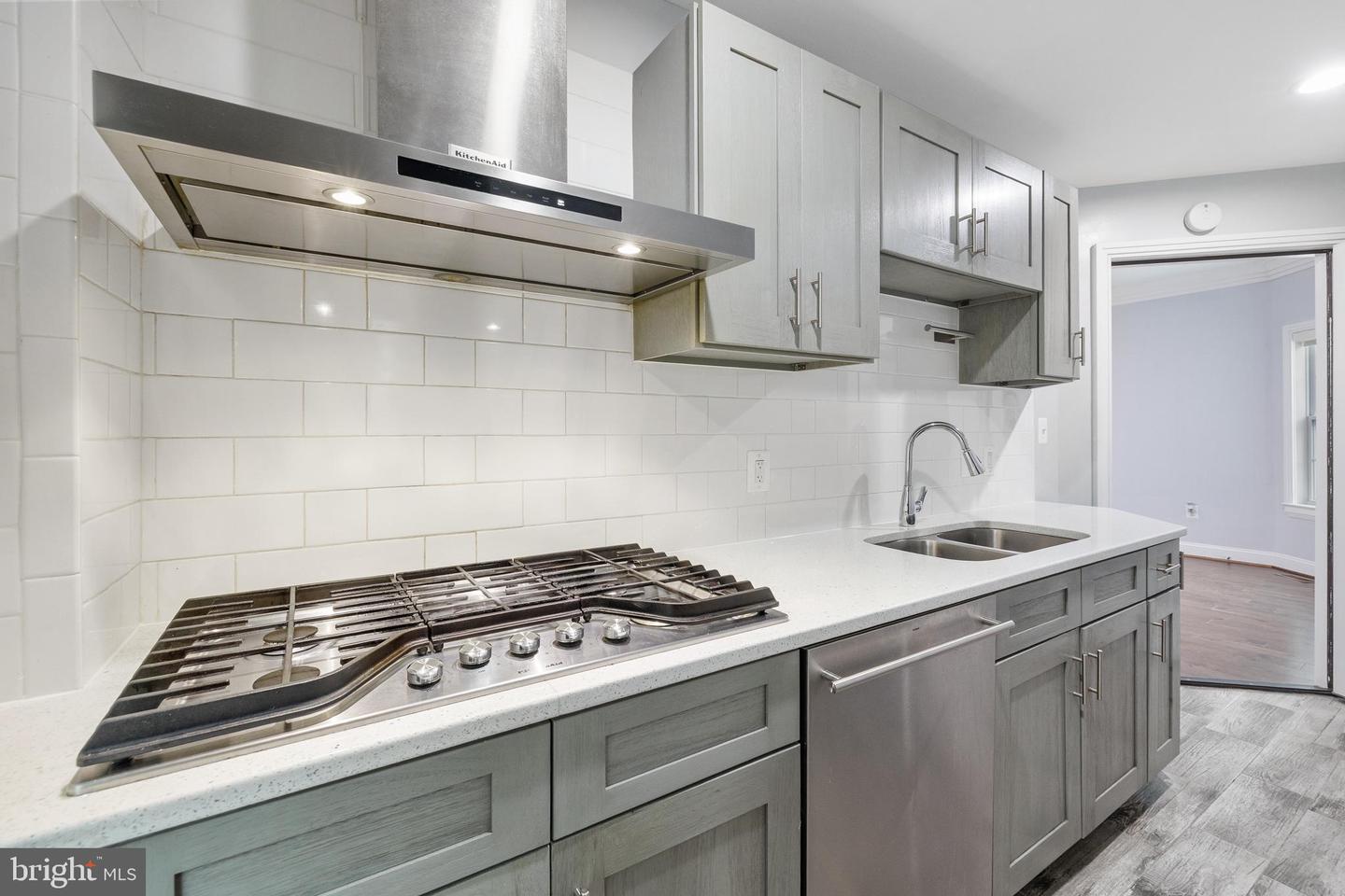 7908 HOLMES RUN DR, FALLS CHURCH, Virginia 22042, 6 Bedrooms Bedrooms, ,6 BathroomsBathrooms,Residential,For sale,7908 HOLMES RUN DR,VAFX2260572 MLS # VAFX2260572