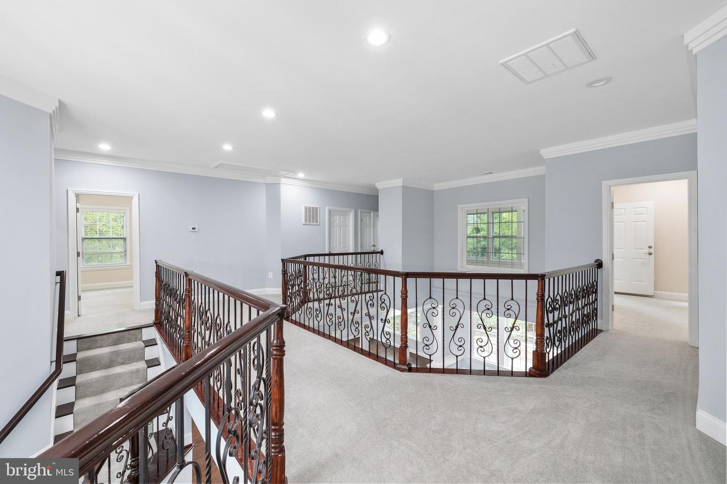 7908 HOLMES RUN DR, FALLS CHURCH, Virginia 22042, 6 Bedrooms Bedrooms, ,6 BathroomsBathrooms,Residential,For sale,7908 HOLMES RUN DR,VAFX2260572 MLS # VAFX2260572