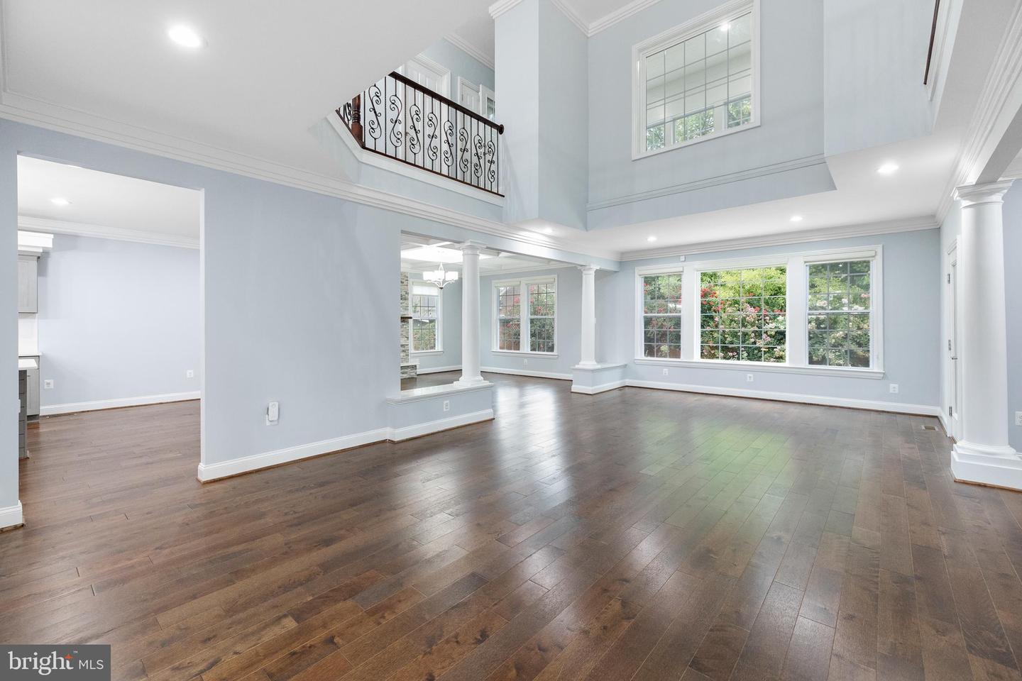 7908 HOLMES RUN DR, FALLS CHURCH, Virginia 22042, 6 Bedrooms Bedrooms, ,6 BathroomsBathrooms,Residential,For sale,7908 HOLMES RUN DR,VAFX2260572 MLS # VAFX2260572