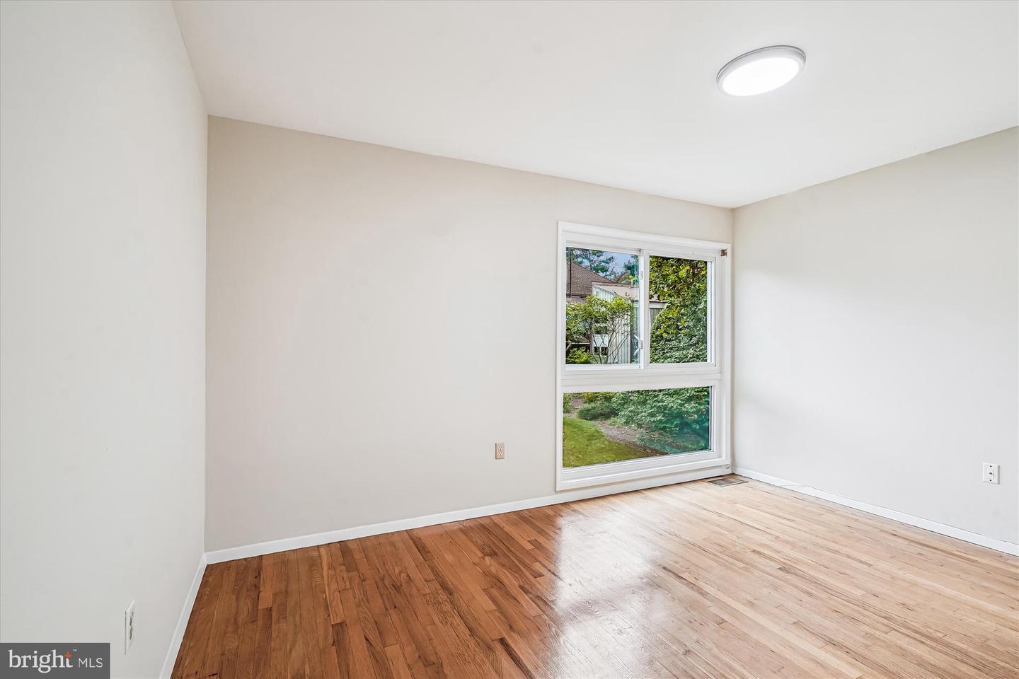 11579 LINKS DR, RESTON, Virginia 20190, 3 Bedrooms Bedrooms, ,3 BathroomsBathrooms,Residential,For sale,11579 LINKS DR,VAFX2260628 MLS # VAFX2260628
