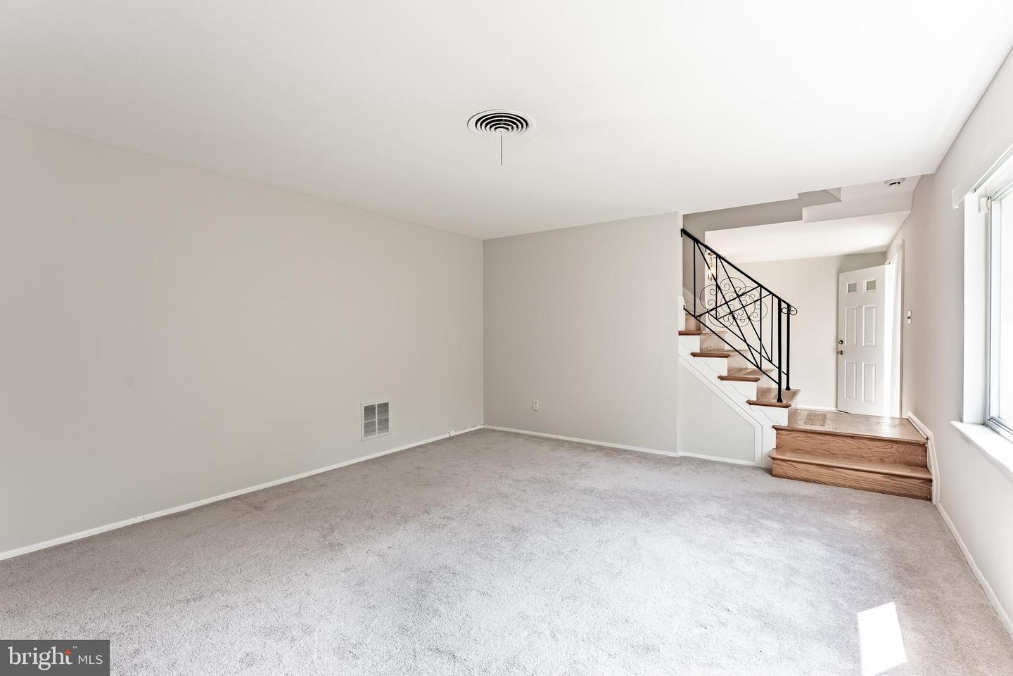7508 ESSEX AVE, SPRINGFIELD, Virginia 22150, 3 Bedrooms Bedrooms, ,2 BathroomsBathrooms,Residential,For sale,7508 ESSEX AVE,VAFX2260634 MLS # VAFX2260634