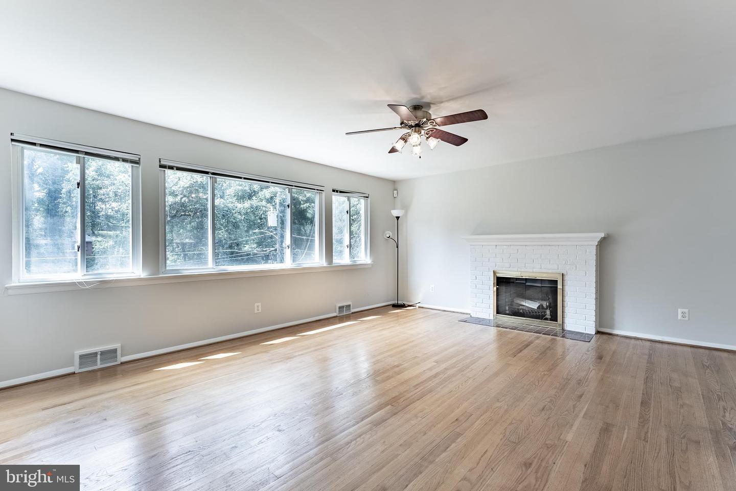 7508 ESSEX AVE, SPRINGFIELD, Virginia 22150, 3 Bedrooms Bedrooms, ,2 BathroomsBathrooms,Residential,For sale,7508 ESSEX AVE,VAFX2260634 MLS # VAFX2260634