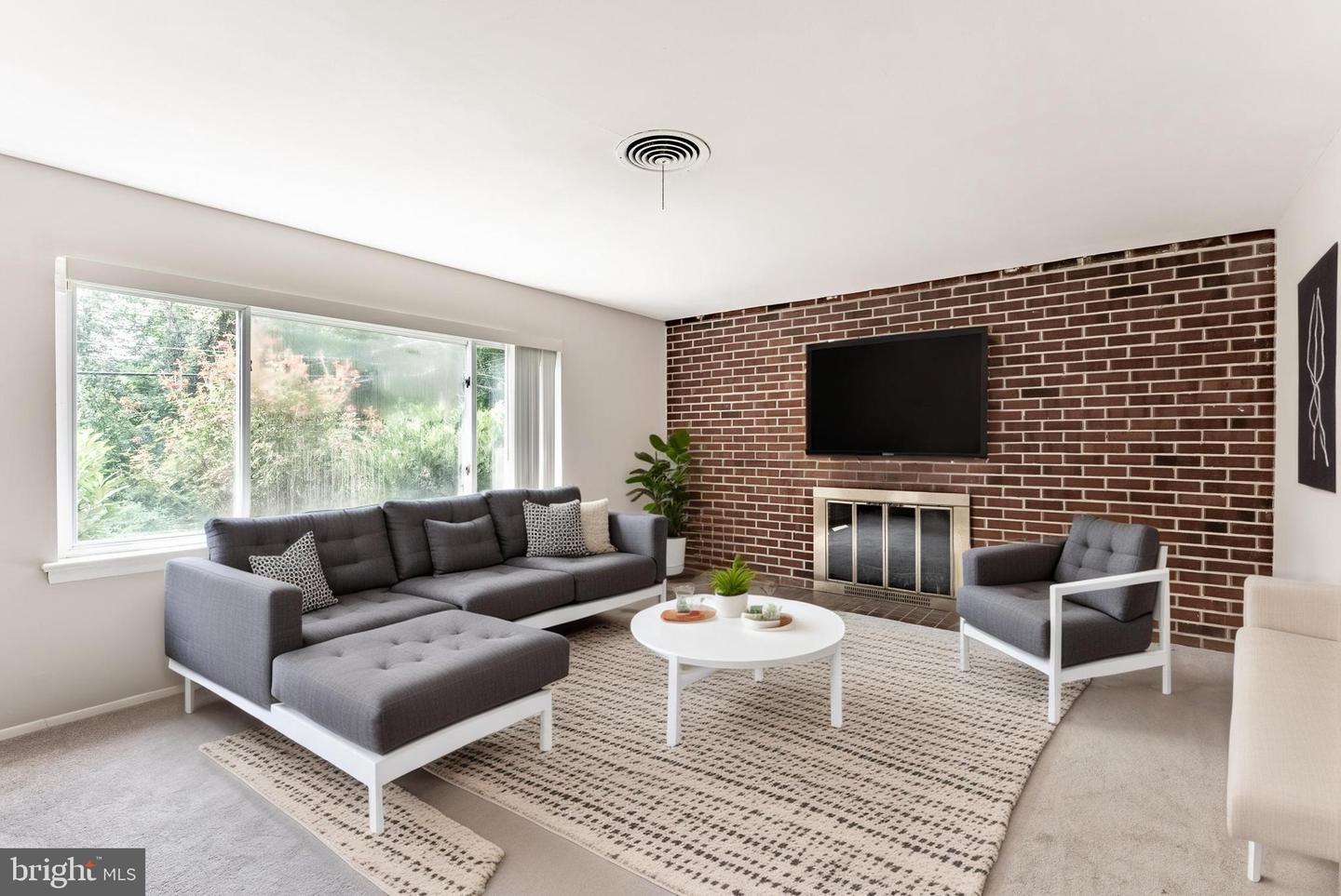 7508 ESSEX AVE, SPRINGFIELD, Virginia 22150, 3 Bedrooms Bedrooms, ,2 BathroomsBathrooms,Residential,For sale,7508 ESSEX AVE,VAFX2260634 MLS # VAFX2260634