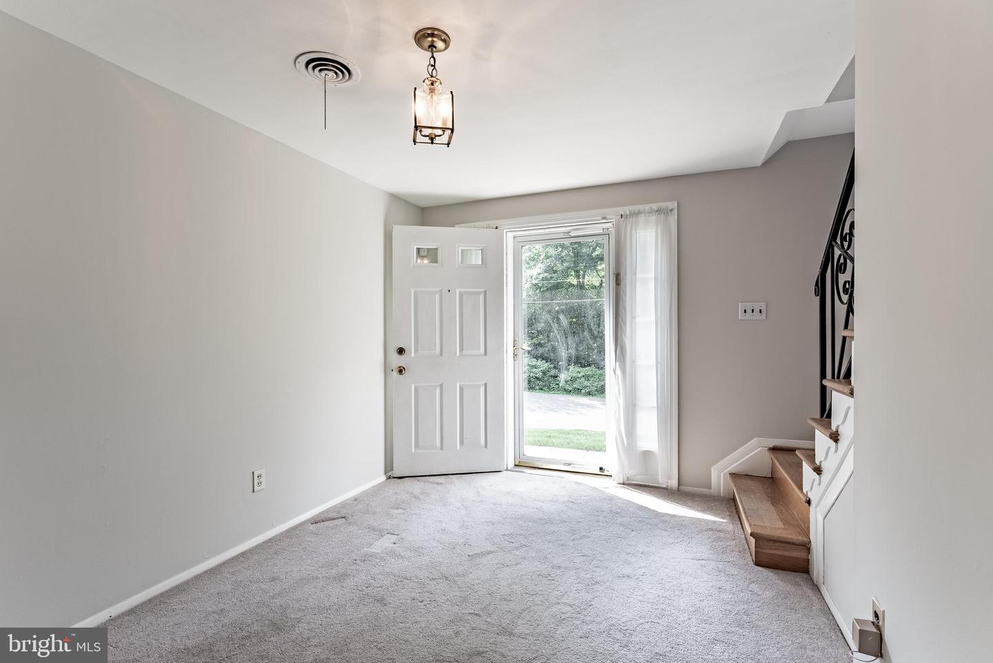 7508 ESSEX AVE, SPRINGFIELD, Virginia 22150, 3 Bedrooms Bedrooms, ,2 BathroomsBathrooms,Residential,For sale,7508 ESSEX AVE,VAFX2260634 MLS # VAFX2260634