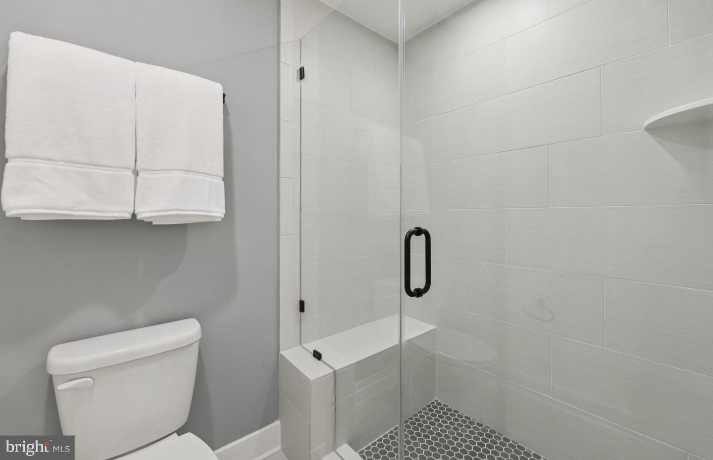 6174 AMBER LN, HAYMARKET, Virginia 20169, 3 Bedrooms Bedrooms, ,3 BathroomsBathrooms,Residential,For sale,6174 AMBER LN,VAPW2101282 MLS # VAPW2101282