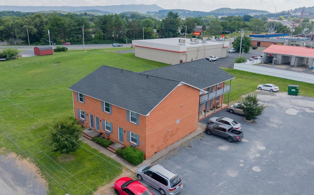 601 NORWOOD ST, HARRISONBURG, Virginia 22801, ,Residential,601 NORWOOD ST,667278 MLS # 667278