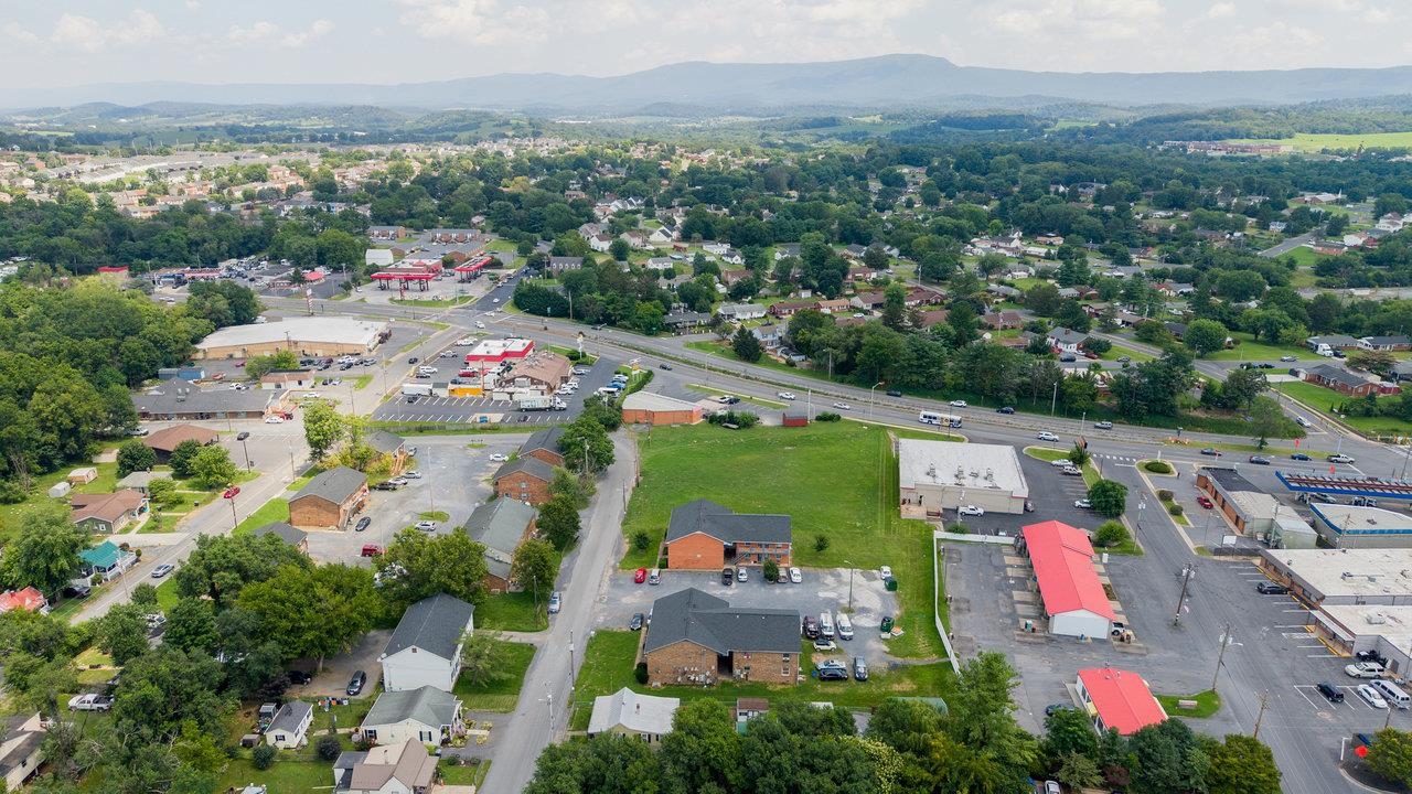 601 NORWOOD ST, HARRISONBURG, Virginia 22801, ,Residential,601 NORWOOD ST,667278 MLS # 667278