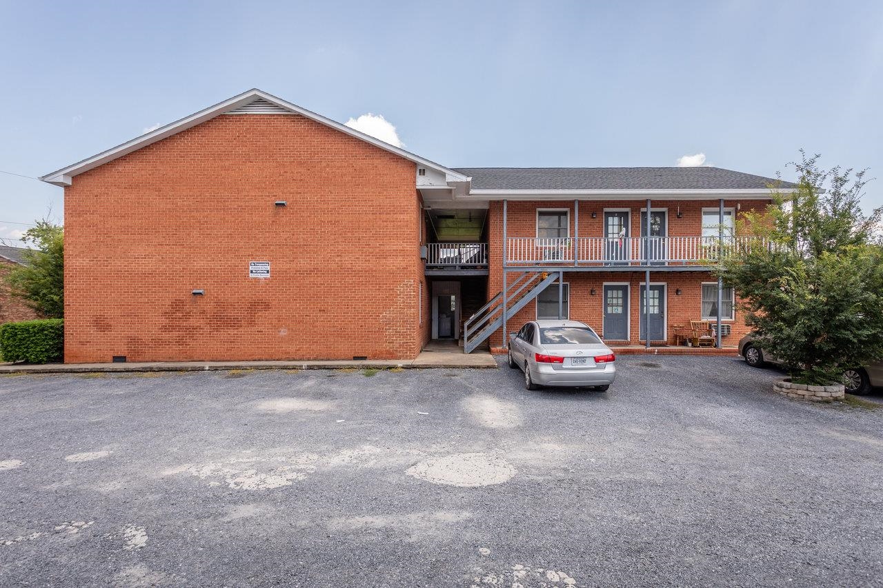 601 NORWOOD ST, HARRISONBURG, Virginia 22801, ,Residential,601 NORWOOD ST,667278 MLS # 667278