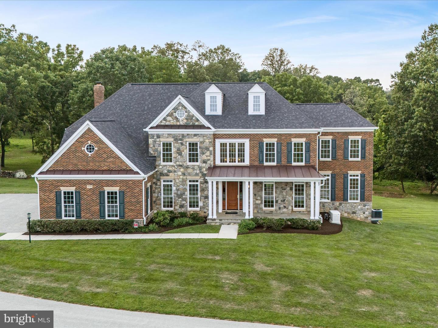 21753 CLEAR CREEK LN, ALDIE, Virginia 20105, 5 Bedrooms Bedrooms, ,4 BathroomsBathrooms,Residential,For sale,21753 CLEAR CREEK LN,VALO2089556 MLS # VALO2089556