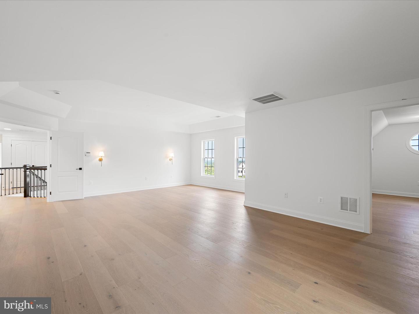 21753 CLEAR CREEK LN, ALDIE, Virginia 20105, 5 Bedrooms Bedrooms, ,4 BathroomsBathrooms,Residential,For sale,21753 CLEAR CREEK LN,VALO2089556 MLS # VALO2089556