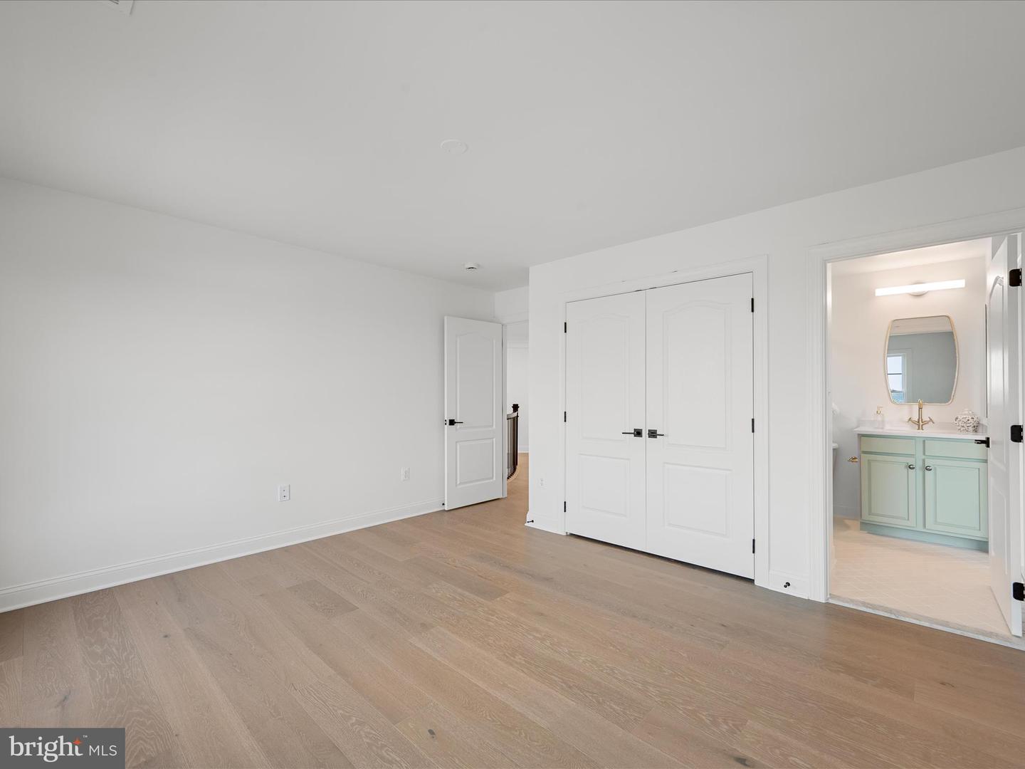 21753 CLEAR CREEK LN, ALDIE, Virginia 20105, 5 Bedrooms Bedrooms, ,4 BathroomsBathrooms,Residential,For sale,21753 CLEAR CREEK LN,VALO2089556 MLS # VALO2089556