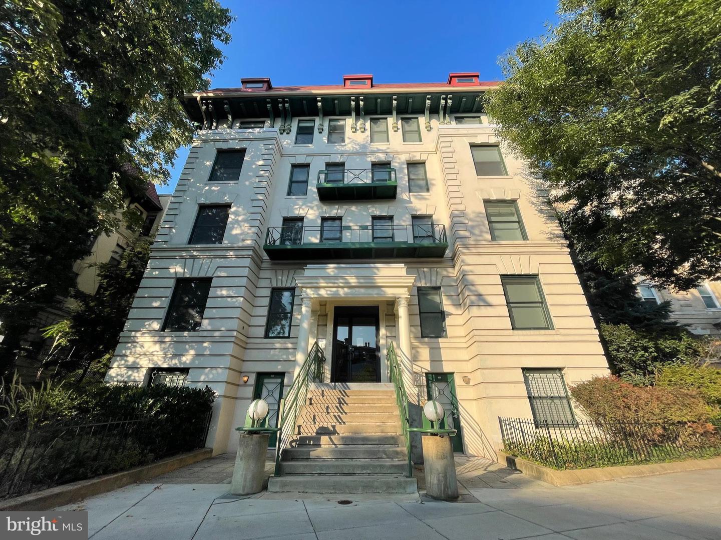 2627 ADAMS MILL RD NW #107, WASHINGTON, District Of Columbia 20009, 2 Bedrooms Bedrooms, ,2 BathroomsBathrooms,Residential,For sale,2627 ADAMS MILL RD NW #107,DCDC2188086 MLS # DCDC2188086