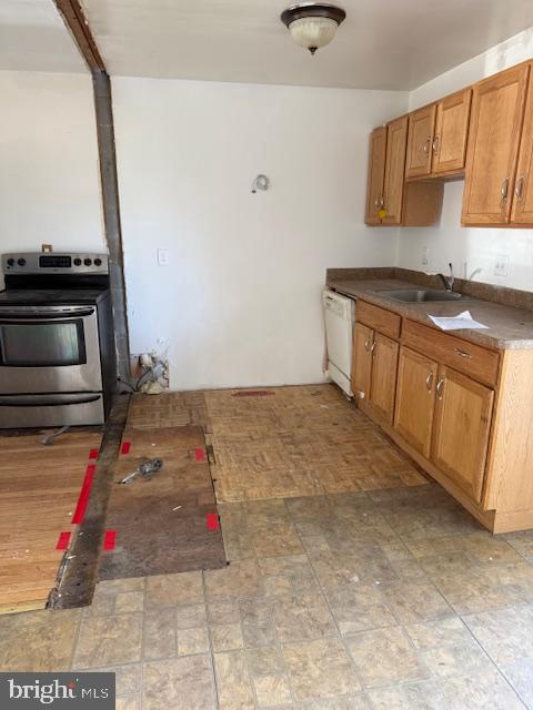 1266 BARNABY TER SE, WASHINGTON, District Of Columbia 20032, 3 Bedrooms Bedrooms, 3 Rooms Rooms,2 BathroomsBathrooms,Residential,For sale,1266 BARNABY TER SE,DCDC2191498 MLS # DCDC2191498