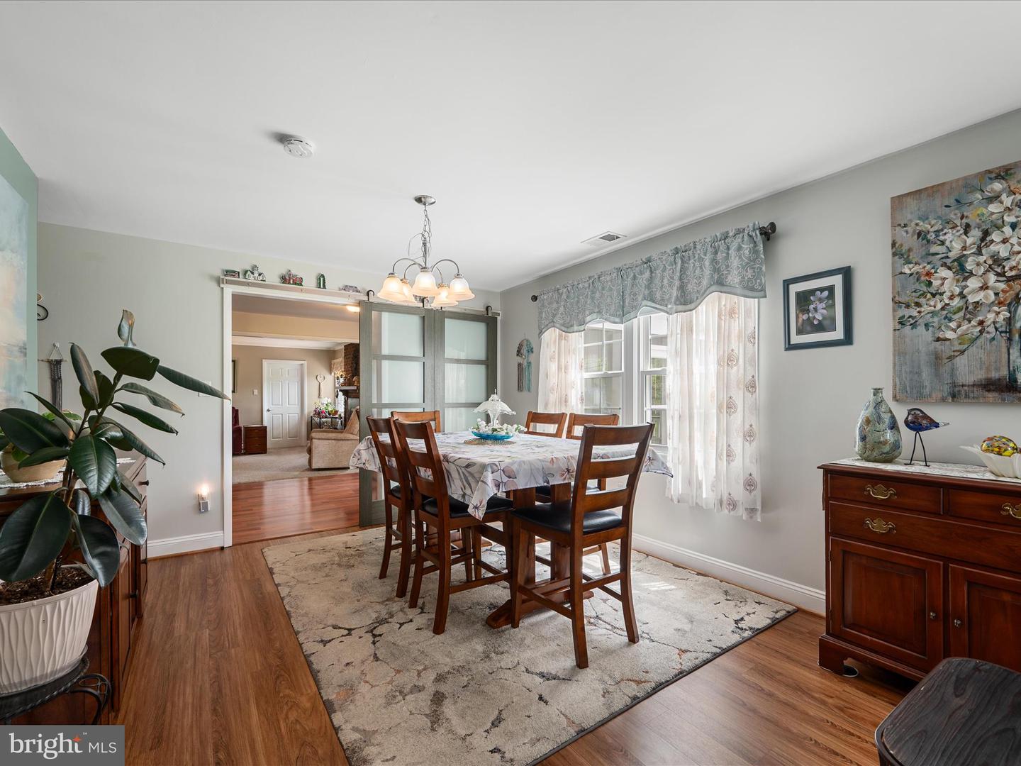 13107 MELVILLE LN, FAIRFAX, Virginia 22033, 4 Bedrooms Bedrooms, ,2 BathroomsBathrooms,Residential,For sale,13107 MELVILLE LN,VAFX2233050 MLS # VAFX2233050