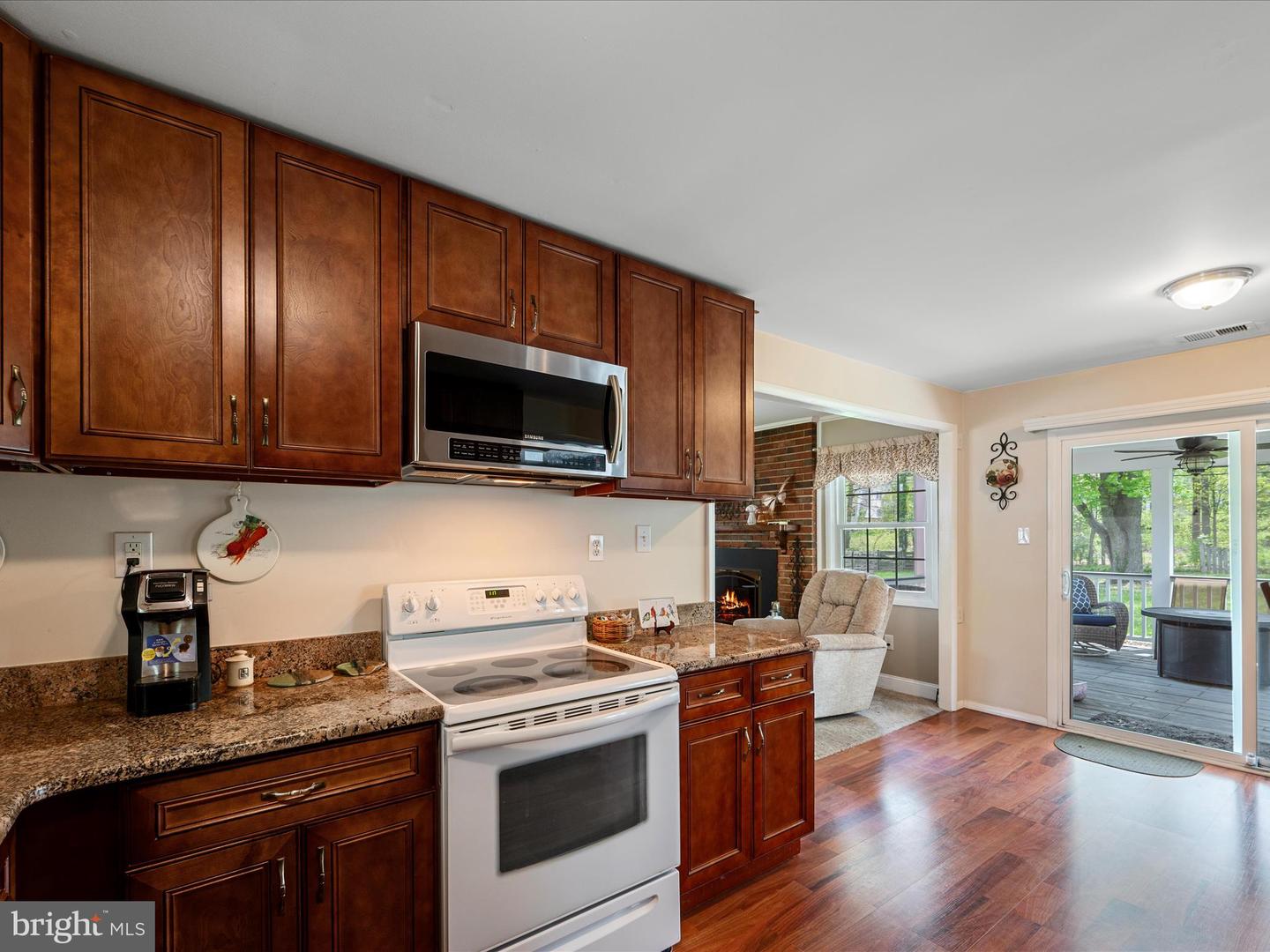 13107 MELVILLE LN, FAIRFAX, Virginia 22033, 4 Bedrooms Bedrooms, ,2 BathroomsBathrooms,Residential,For sale,13107 MELVILLE LN,VAFX2233050 MLS # VAFX2233050