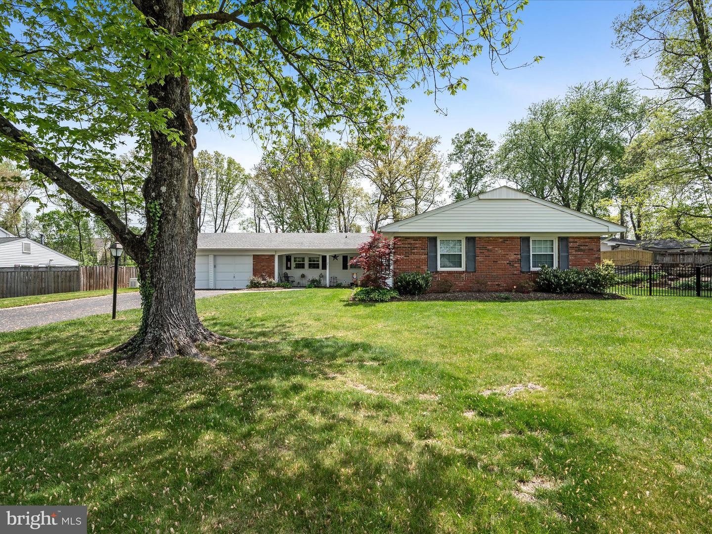 13107 MELVILLE LN, FAIRFAX, Virginia 22033, 4 Bedrooms Bedrooms, ,2 BathroomsBathrooms,Residential,For sale,13107 MELVILLE LN,VAFX2233050 MLS # VAFX2233050