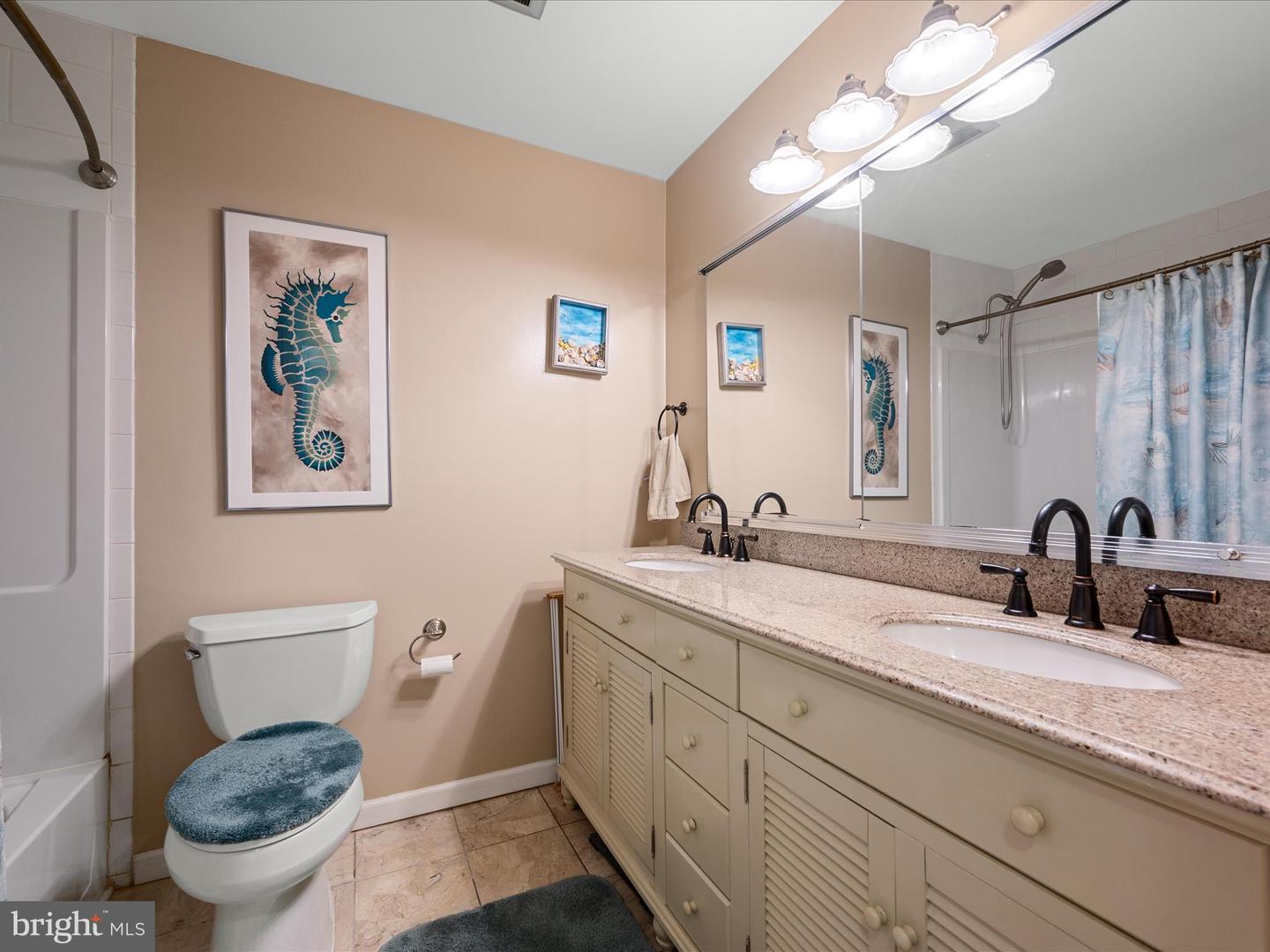 13107 MELVILLE LN, FAIRFAX, Virginia 22033, 4 Bedrooms Bedrooms, ,2 BathroomsBathrooms,Residential,For sale,13107 MELVILLE LN,VAFX2233050 MLS # VAFX2233050