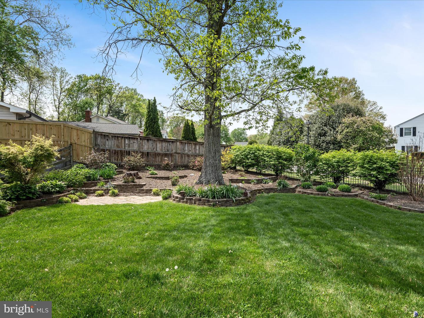 13107 MELVILLE LN, FAIRFAX, Virginia 22033, 4 Bedrooms Bedrooms, ,2 BathroomsBathrooms,Residential,For sale,13107 MELVILLE LN,VAFX2233050 MLS # VAFX2233050