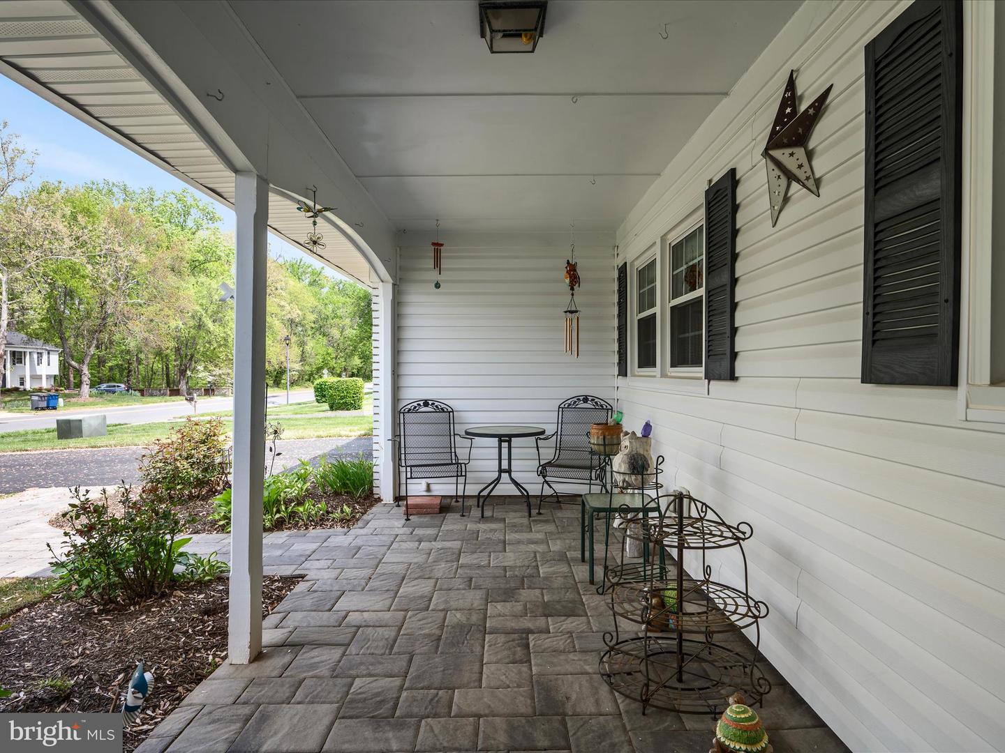 13107 MELVILLE LN, FAIRFAX, Virginia 22033, 4 Bedrooms Bedrooms, ,2 BathroomsBathrooms,Residential,For sale,13107 MELVILLE LN,VAFX2233050 MLS # VAFX2233050