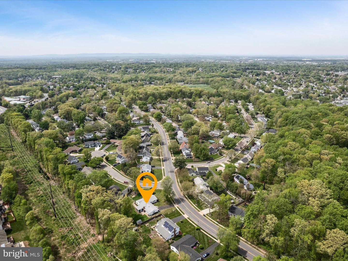 13107 MELVILLE LN, FAIRFAX, Virginia 22033, 4 Bedrooms Bedrooms, ,2 BathroomsBathrooms,Residential,For sale,13107 MELVILLE LN,VAFX2233050 MLS # VAFX2233050