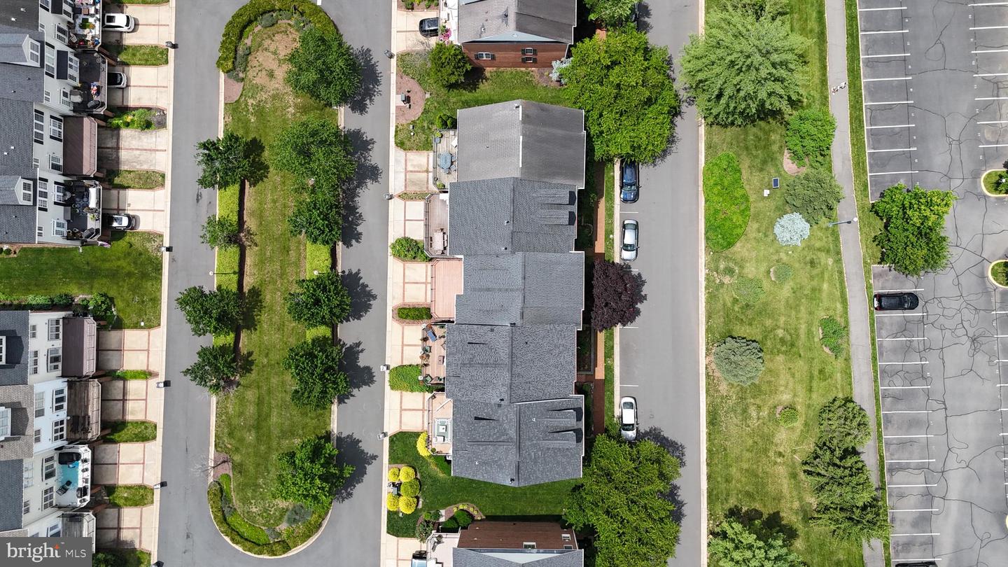 43781 APACHE WELLS TER, LEESBURG, Virginia 20176, 3 Bedrooms Bedrooms, ,2 BathroomsBathrooms,Residential,For sale,43781 APACHE WELLS TER,VALO2093596 MLS # VALO2093596
