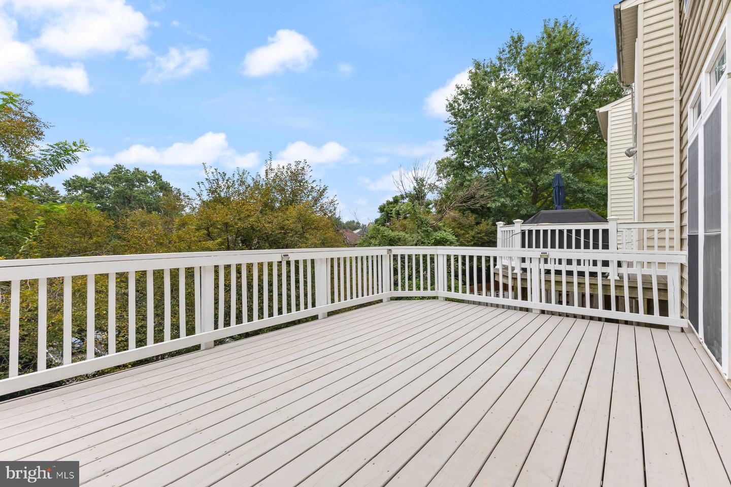 8004 SAMUEL WALLIS ST, LORTON, Virginia 22079, 3 Bedrooms Bedrooms, ,2 BathroomsBathrooms,Residential,For sale,8004 SAMUEL WALLIS ST,VAFX2234526 MLS # VAFX2234526