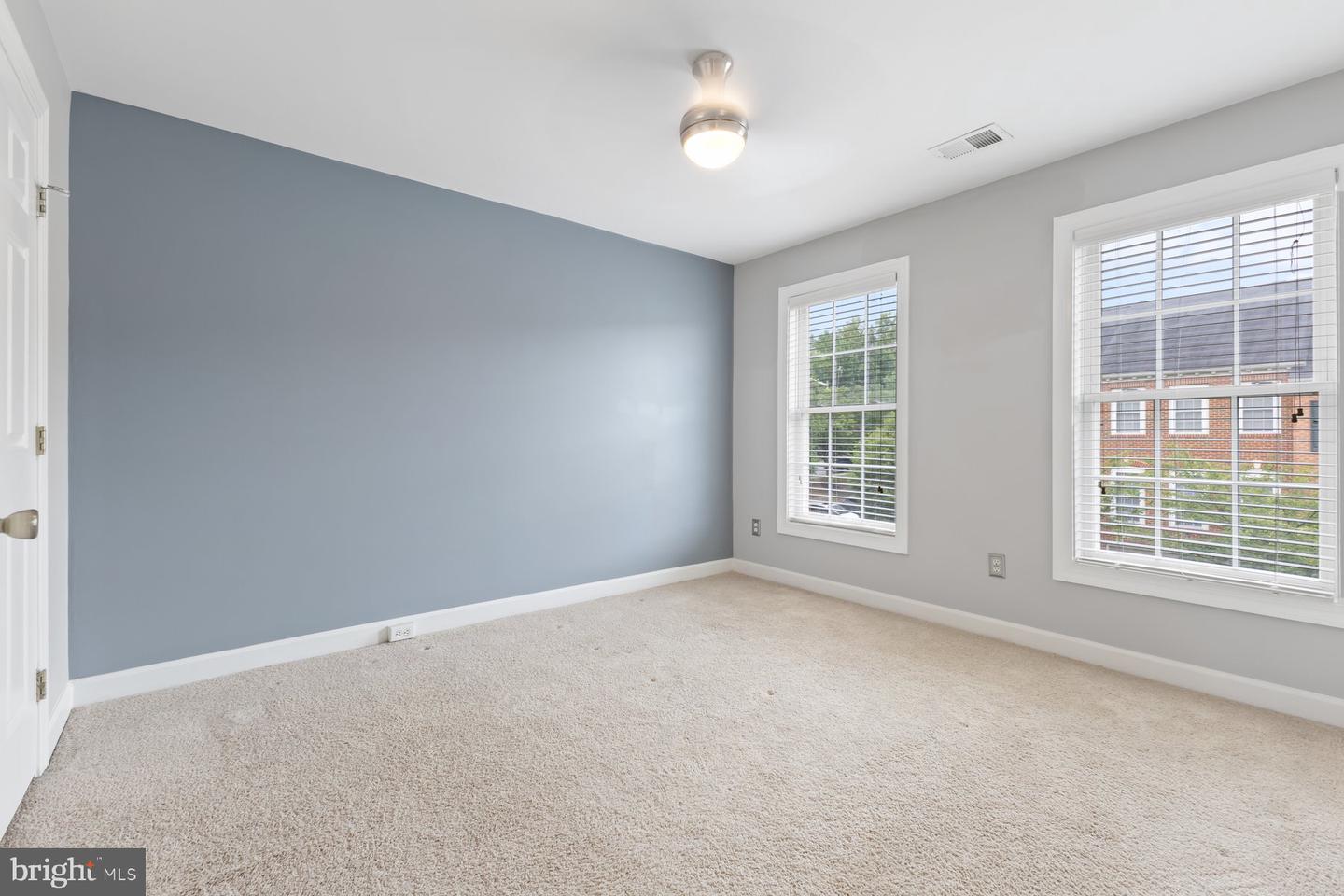 8004 SAMUEL WALLIS ST, LORTON, Virginia 22079, 3 Bedrooms Bedrooms, ,2 BathroomsBathrooms,Residential,For sale,8004 SAMUEL WALLIS ST,VAFX2234526 MLS # VAFX2234526