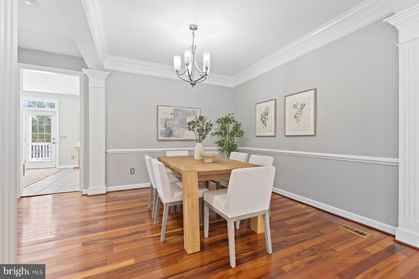 8004 SAMUEL WALLIS ST, LORTON, Virginia 22079, 3 Bedrooms Bedrooms, ,2 BathroomsBathrooms,Residential,For sale,8004 SAMUEL WALLIS ST,VAFX2234526 MLS # VAFX2234526