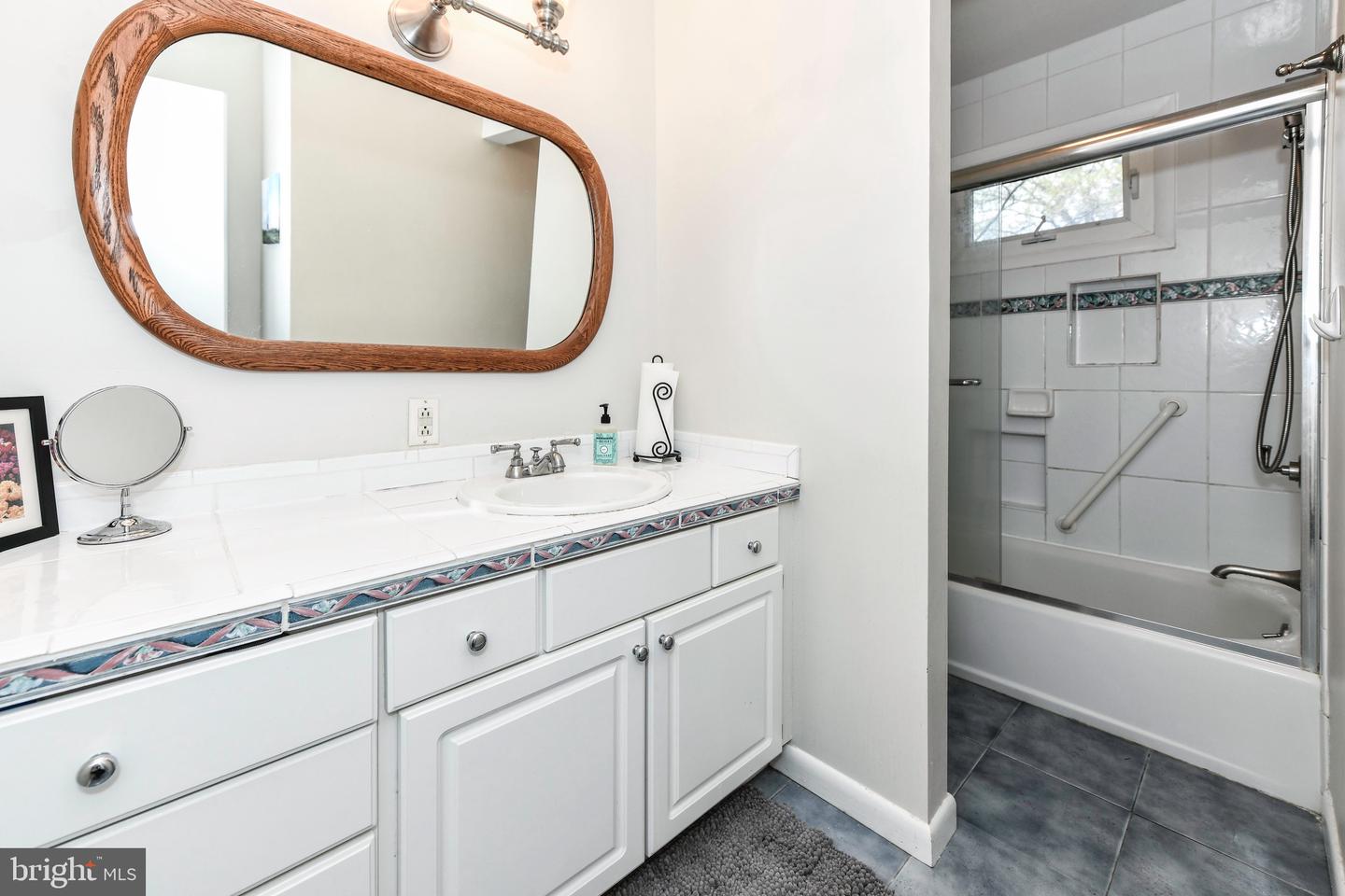 2008 KENLEY CT, ALEXANDRIA, Virginia 22308, 5 Bedrooms Bedrooms, ,2 BathroomsBathrooms,Residential,For sale,2008 KENLEY CT,VAFX2235060 MLS # VAFX2235060