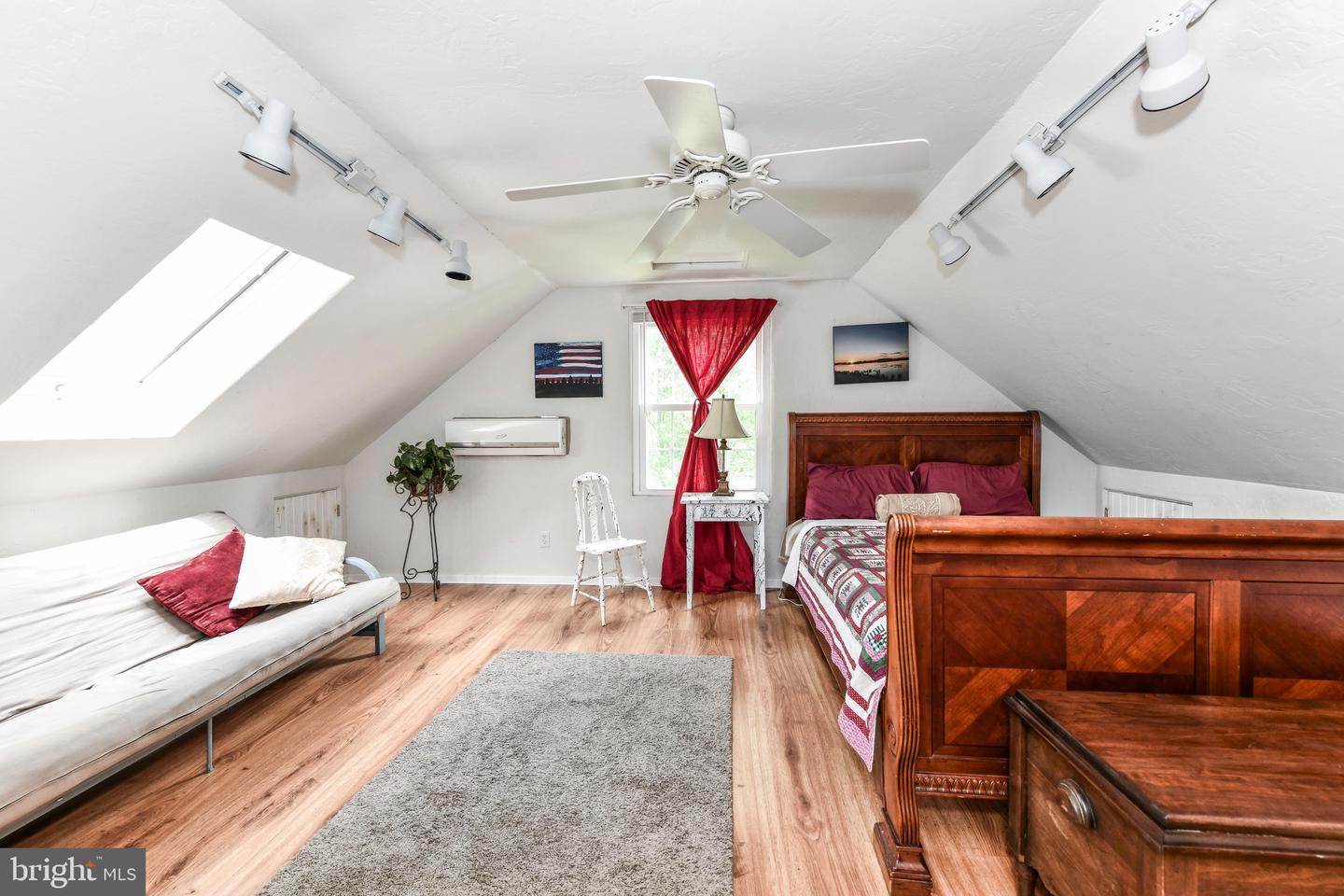 2008 KENLEY CT, ALEXANDRIA, Virginia 22308, 5 Bedrooms Bedrooms, ,2 BathroomsBathrooms,Residential,For sale,2008 KENLEY CT,VAFX2235060 MLS # VAFX2235060