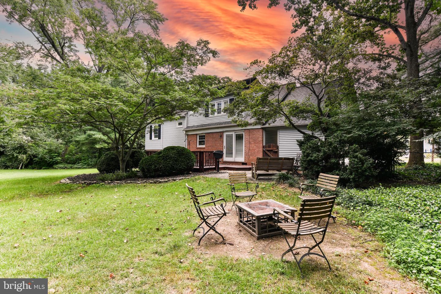 2008 KENLEY CT, ALEXANDRIA, Virginia 22308, 5 Bedrooms Bedrooms, ,2 BathroomsBathrooms,Residential,For sale,2008 KENLEY CT,VAFX2235060 MLS # VAFX2235060