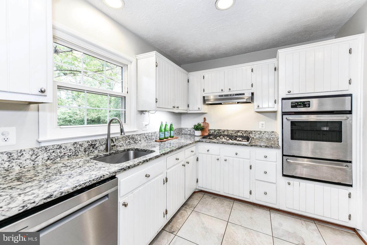 2008 KENLEY CT, ALEXANDRIA, Virginia 22308, 5 Bedrooms Bedrooms, ,2 BathroomsBathrooms,Residential,For sale,2008 KENLEY CT,VAFX2235060 MLS # VAFX2235060