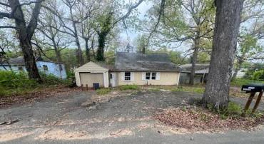 18506 TRIANGLE ST, TRIANGLE, Virginia 22172, 4 Bedrooms Bedrooms, ,2 BathroomsBathrooms,Residential,For sale,18506 TRIANGLE ST,VAPW2092360 MLS # VAPW2092360