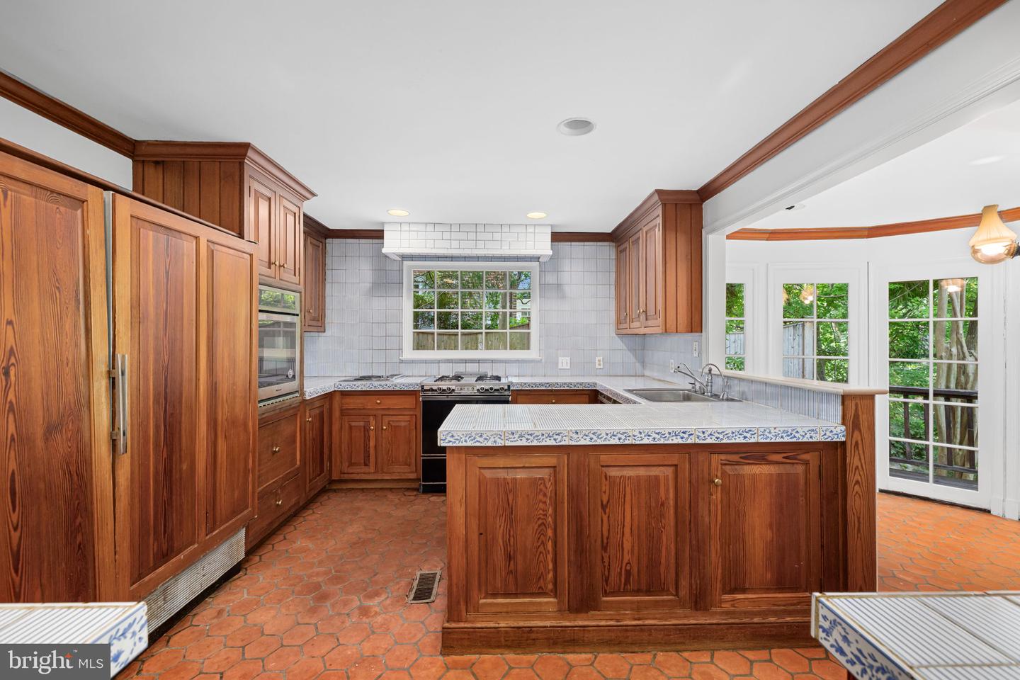 1727 HOBAN RD NW, WASHINGTON, District Of Columbia 20007, 3 Bedrooms Bedrooms, ,4 BathroomsBathrooms,Residential,For sale,1727 HOBAN RD NW,DCDC2197848 MLS # DCDC2197848