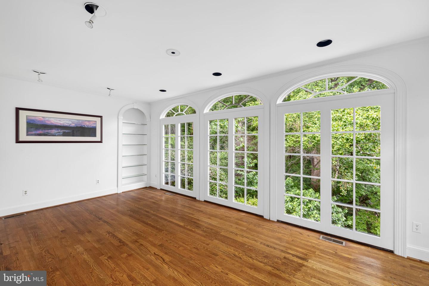 1727 HOBAN RD NW, WASHINGTON, District Of Columbia 20007, 3 Bedrooms Bedrooms, ,4 BathroomsBathrooms,Residential,For sale,1727 HOBAN RD NW,DCDC2197848 MLS # DCDC2197848