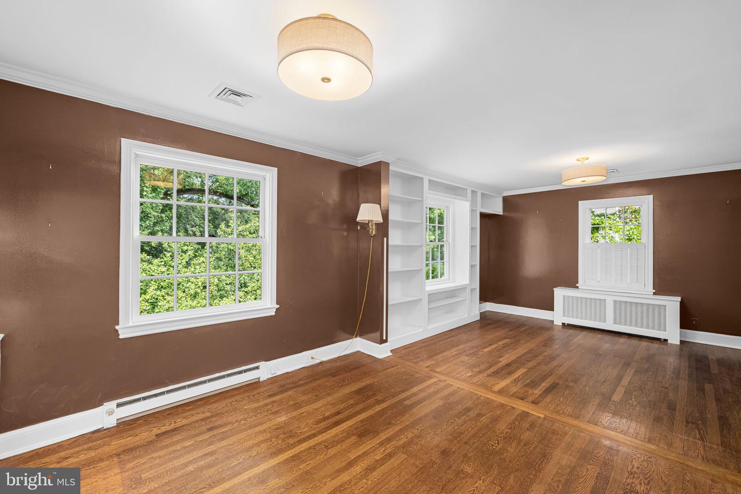 1727 HOBAN RD NW, WASHINGTON, District Of Columbia 20007, 3 Bedrooms Bedrooms, ,4 BathroomsBathrooms,Residential,For sale,1727 HOBAN RD NW,DCDC2197848 MLS # DCDC2197848