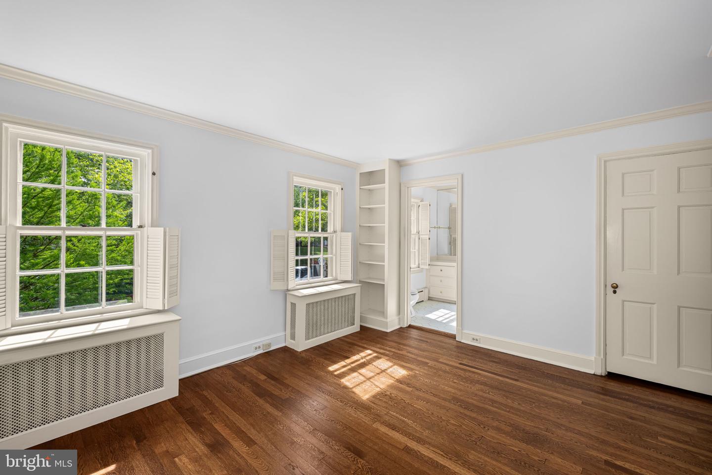1727 HOBAN RD NW, WASHINGTON, District Of Columbia 20007, 3 Bedrooms Bedrooms, ,4 BathroomsBathrooms,Residential,For sale,1727 HOBAN RD NW,DCDC2197848 MLS # DCDC2197848