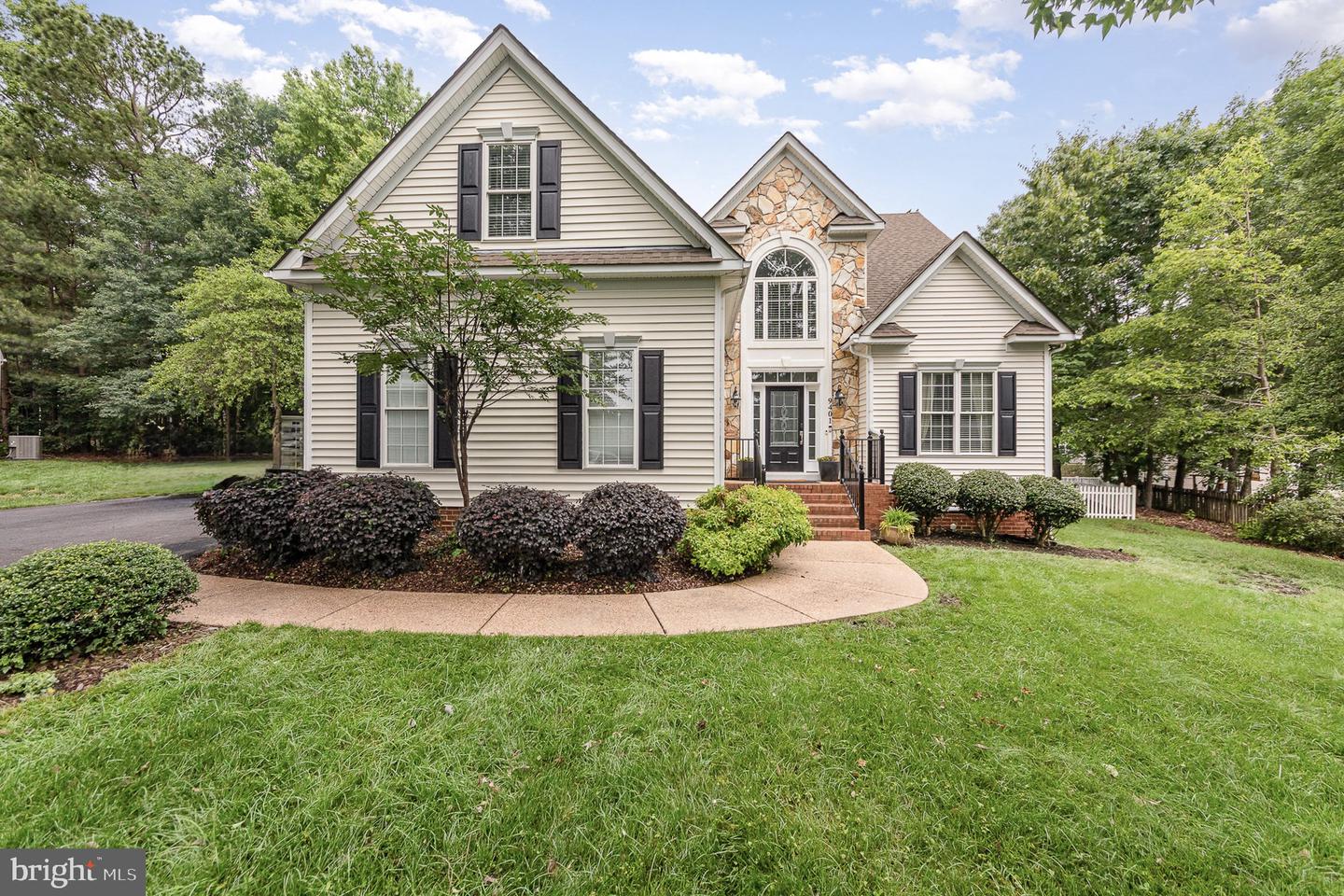 9401 ORCHID TER, CHESTERFIELD, Virginia 23832, 4 Bedrooms Bedrooms, 8 Rooms Rooms,2 BathroomsBathrooms,Residential,For sale,9401 ORCHID TER,VACF2001152 MLS # VACF2001152