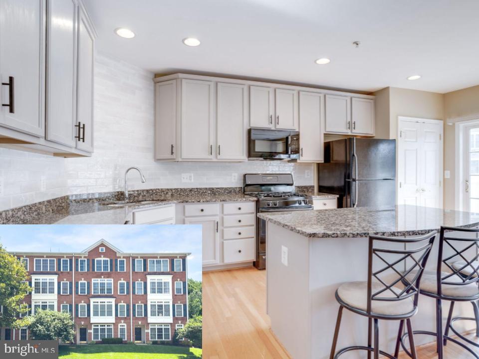 4656 UNIT #522 BATTENBURG LN, FAIRFAX, Virginia 22030, 3 Bedrooms Bedrooms, ,2 BathroomsBathrooms,Residential,For sale,4656 UNIT #522 BATTENBURG LN,VAFX2244190 MLS # VAFX2244190