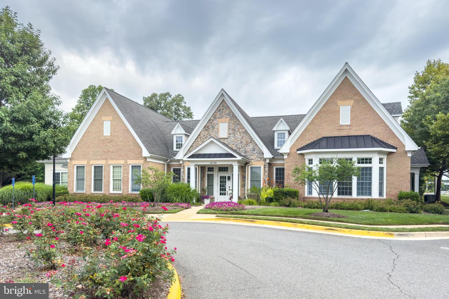 4656 UNIT #522 BATTENBURG LN, FAIRFAX, Virginia 22030, 3 Bedrooms Bedrooms, ,2 BathroomsBathrooms,Residential,For sale,4656 UNIT #522 BATTENBURG LN,VAFX2244190 MLS # VAFX2244190