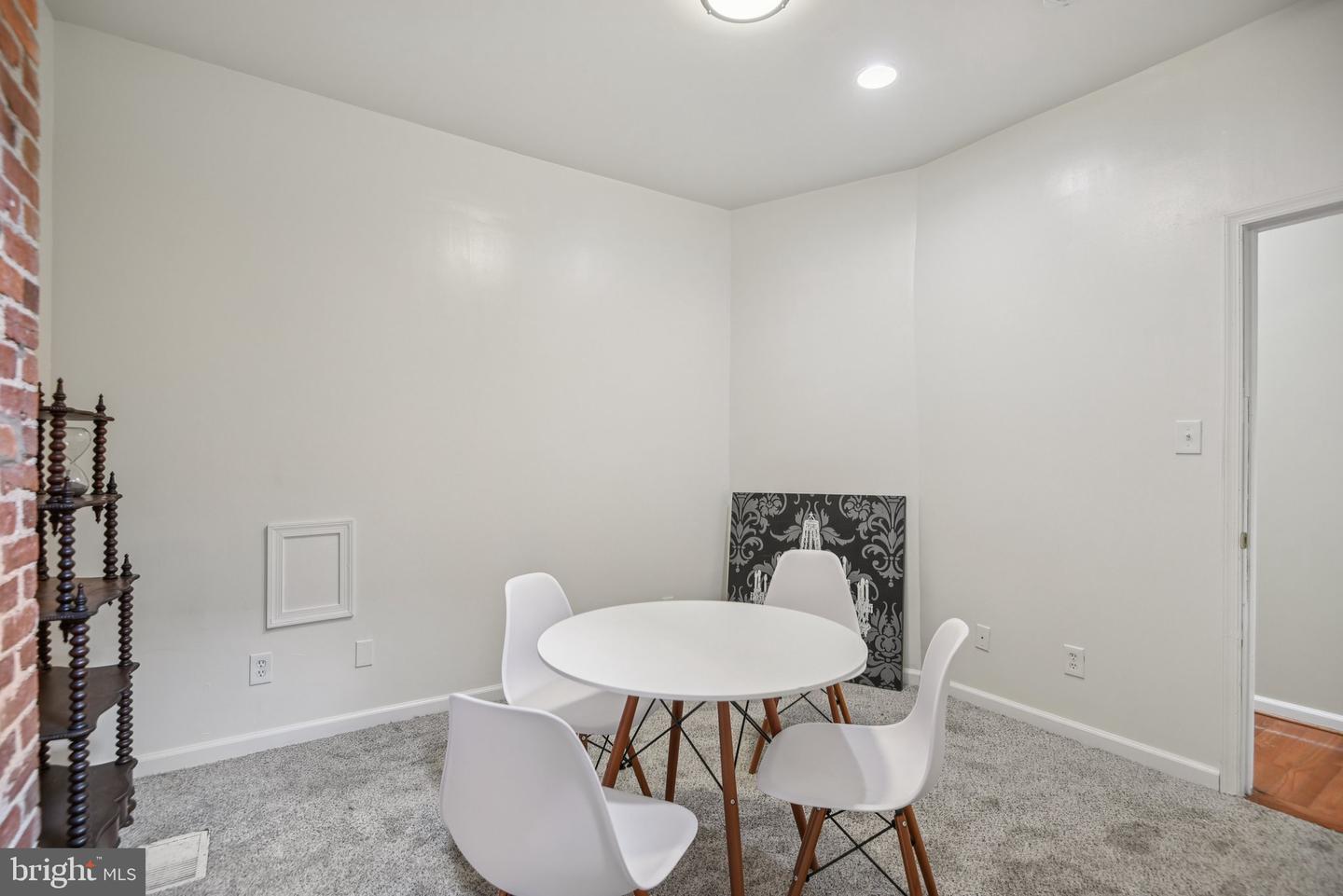 321 ELM ST NW, WASHINGTON, District Of Columbia 20001, 3 Bedrooms Bedrooms, ,2 BathroomsBathrooms,Residential,For sale,321 ELM ST NW,DCDC2204274 MLS # DCDC2204274