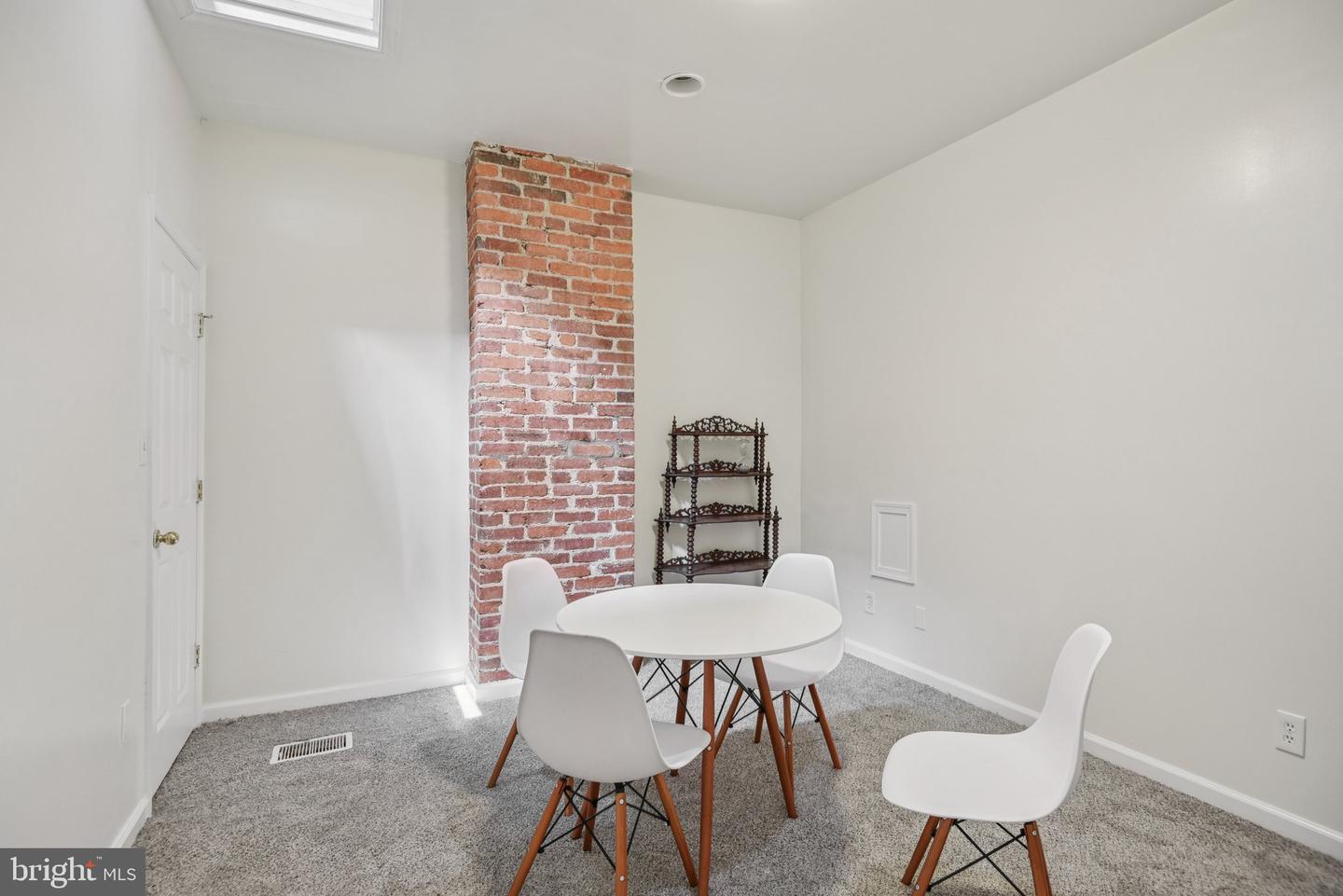 321 ELM ST NW, WASHINGTON, District Of Columbia 20001, 3 Bedrooms Bedrooms, ,2 BathroomsBathrooms,Residential,For sale,321 ELM ST NW,DCDC2204274 MLS # DCDC2204274